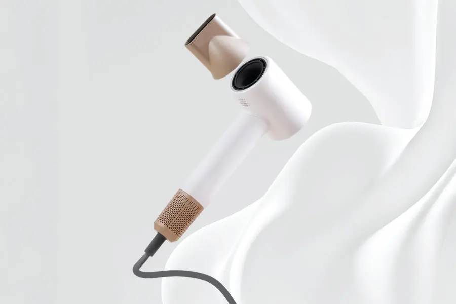 Nozzle dengan insulasi anti panas 2 lapis. Menata gaya rambut dari segala sudut.
